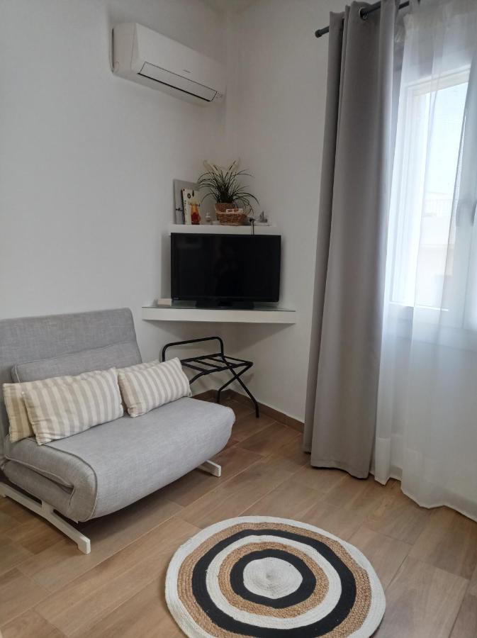 Aeolia Apartments แอร์มูโปลี ภายนอก รูปภาพ